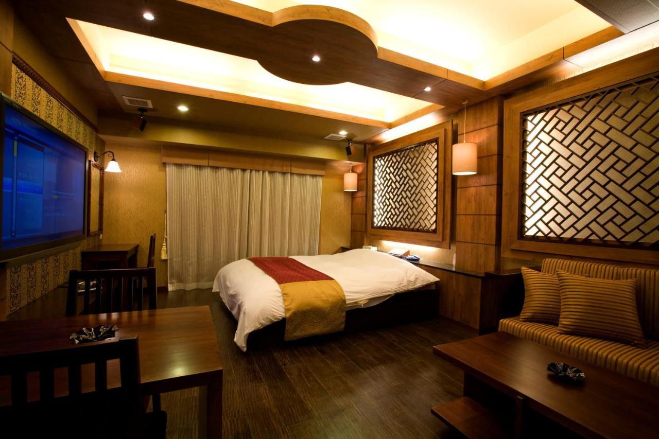 Hotel Bintang Pari Resort (Adults Only) Кобе Екстериор снимка