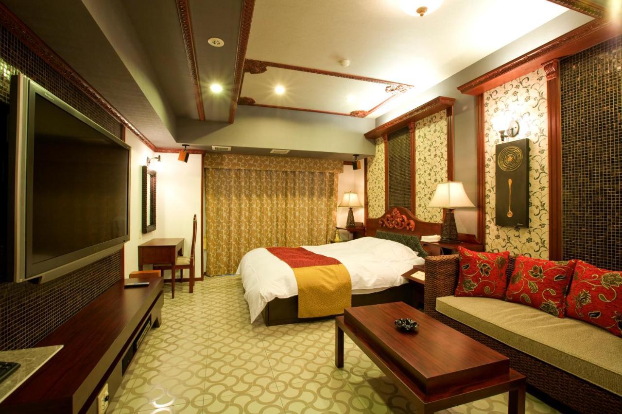 Hotel Bintang Pari Resort (Adults Only) Кобе Екстериор снимка