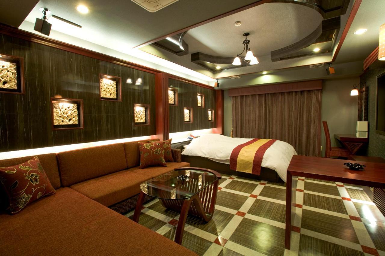 Hotel Bintang Pari Resort (Adults Only) Кобе Екстериор снимка